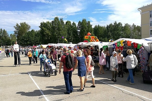 В Сыктывкаре открылась ярмарка к 96-летию Коми