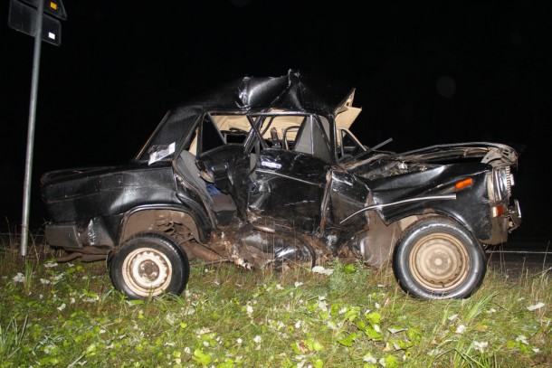 Из-за колеса на трассе в Сысольском районе водитель протаранил два автомобиля