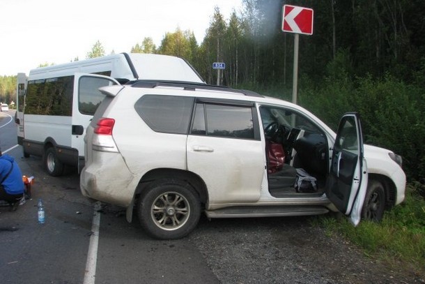Автоинспекторы увидели нарушения ПДД у обоих участников аварии в Прилузье