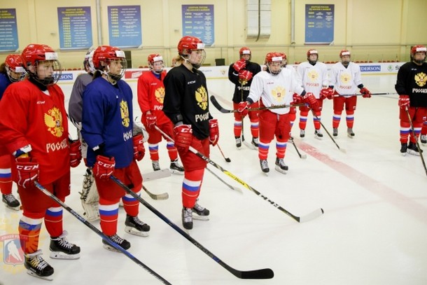 Ухтинские хоккеистки в составе сборной России готовятся к североамериканскому турне