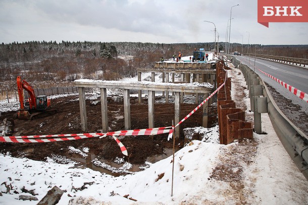 Човский мост Сыктывкара должен заработать в четыре полосы в сентябре 2018 года