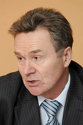 KIR_5744.jpg KIR_5744.jpg