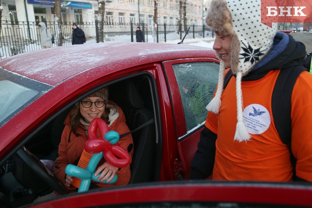 Сыктывкарские гимназисты призвали водителей защитить детей