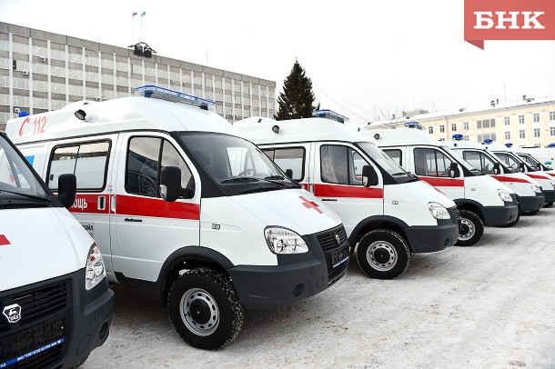 Школы и больницы Коми пополнили свои автопарки