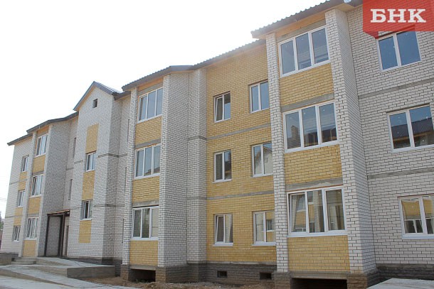 Жители Коми с начала года построили 389 домов