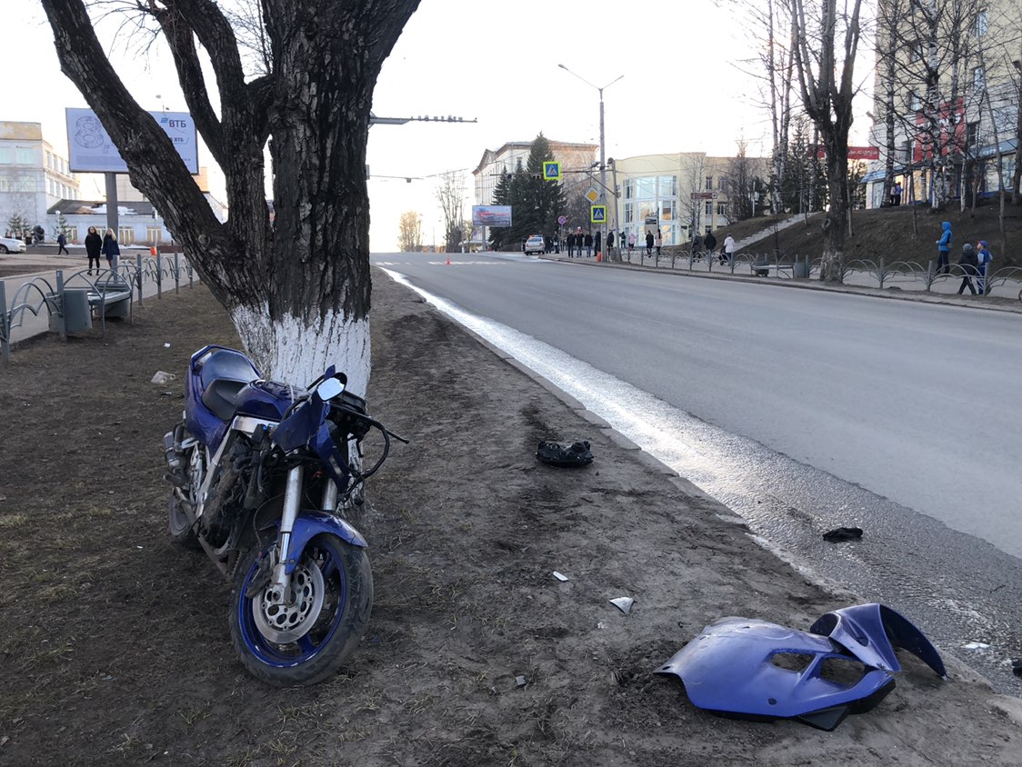 Северная байка. Мотоцикл полиция. Авария с мотоциклистом в Сыктывкаре.