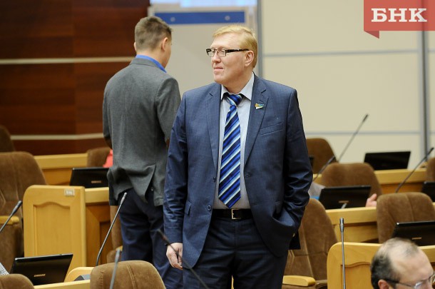 Владимир Жариков готов к нагрузкам на посту главы комиссии по этике Госсовета Коми