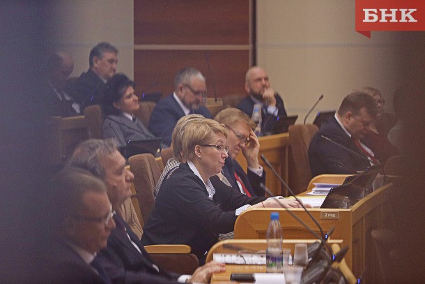 Депутаты признали вопрос для референдума по ввозу мусора в Коми противоречащим закону
