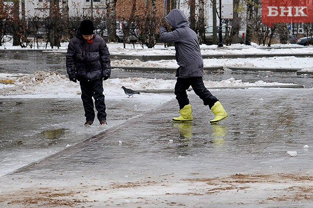 Температуру ниже нуля и снег с дождем прогнозируют в Коми