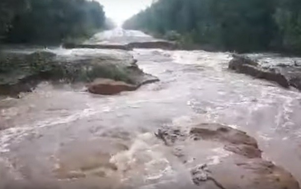 В Усть-Куломском районе восстановили участки размытых ливнями дорог