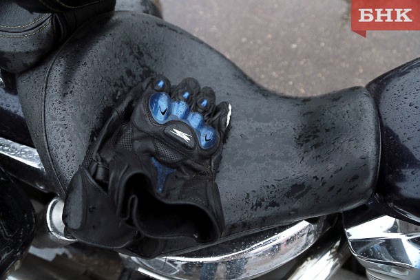 В Сыктывдинском районе нога ребенка попала в колесо мотоцикла